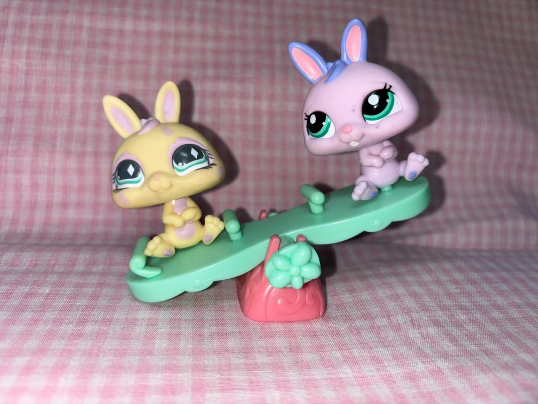 Discontinued Rare LPS Littlest Pet Shop Lot of 2 Twin Rabbits With See ...
