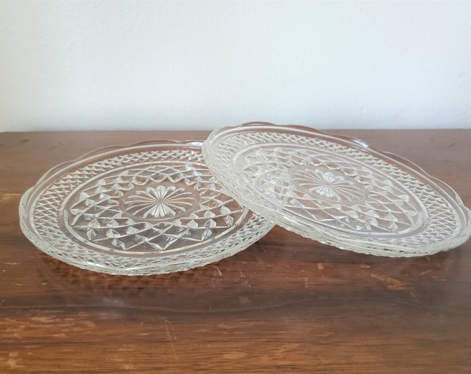 Vintage Anchor Hocking Clear Glass Bread and Butter Plates in Wexford