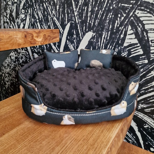 Comfortable premium bed, Guinea Pig cozy bed-Guinea Pig Bed, removable pillow.Chinchilla Bed, Cuddle Cup Snuggle Bed. LUXURY Bed