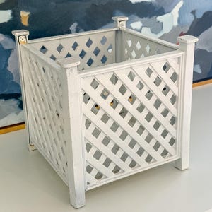 Vintage White Cast Iron Open Weave Lattice Jardiniere Cachepot Planter // Interior Design // Grandmillennial