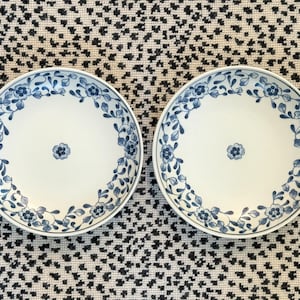 Vintage Japanese Chinoiserie Bowls: Blue and White Floral Trinket Dishes