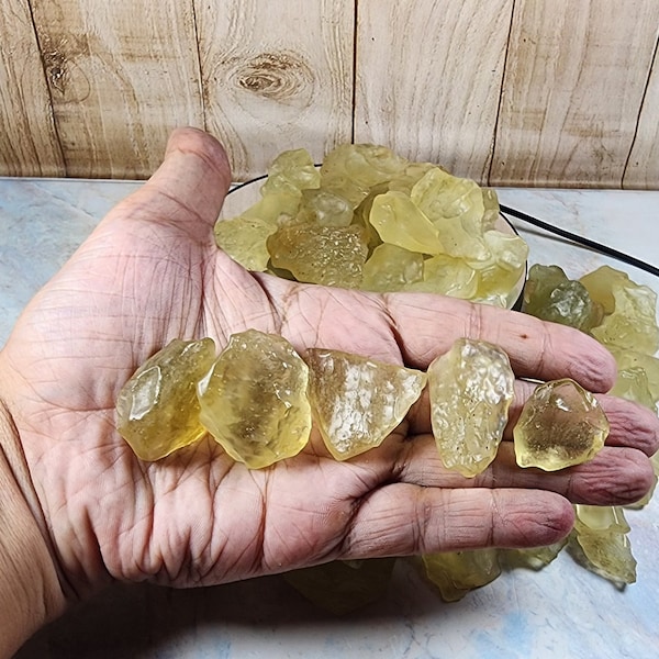 Libyan desert glass / Grade AA  / buy 2 get one free / Libyan Glass / Libyan Tektite / Libyan Desert /1-15g / choose ur own ldg