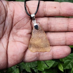 Libyan desert glass pendant . Libyan Gold Tektite . Libyan Glass . Libyan Tektite . Libyan Desert necklace . Libyan Desert . ldg . 7GR