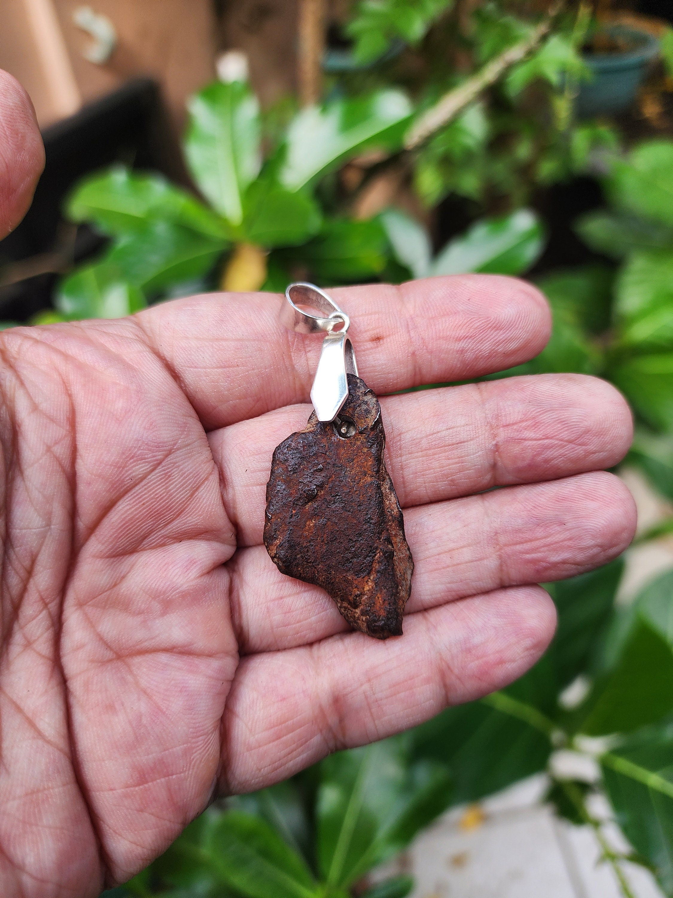 Gebel Kamil Meteorite Sliver Pendant - Iron Meteorite