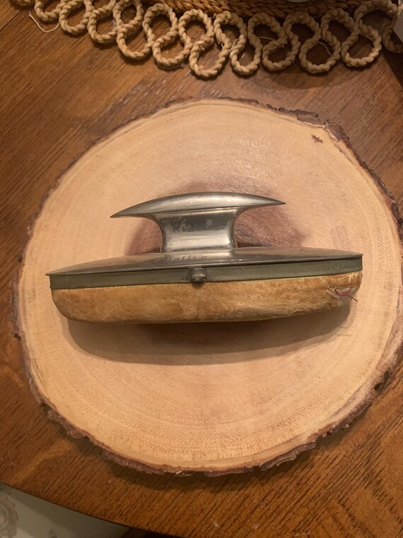 1909 Allwon nail buffer with compartments Edwardi… - image 2