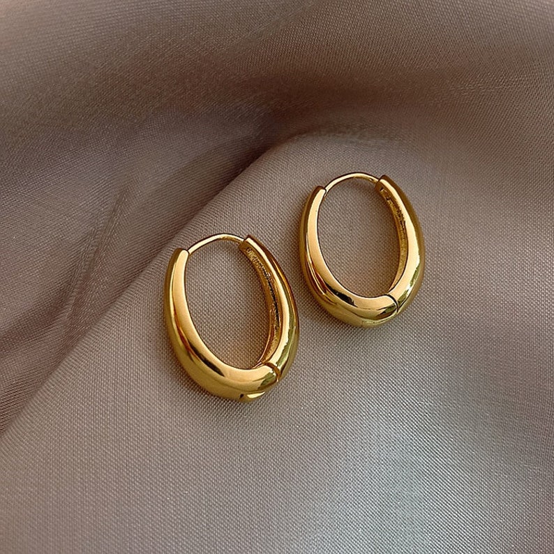 18K Gold Earrings Oval Gold Hoops Minimalist 18k Gold - Etsy