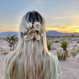 Dried Flower Hair Pins, Floral Hair Pins for Bride, Floral Hair pins for Prom, Hair Flowers, Flowers for Hair, Boho Style Flowers for Hair