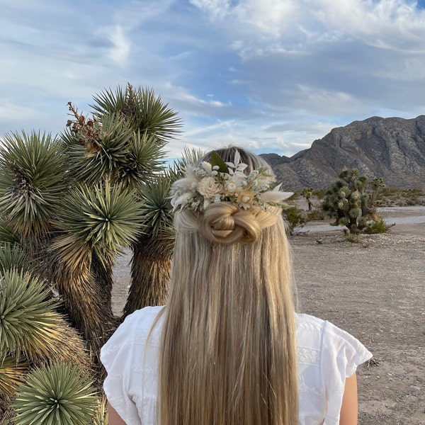 Dried Flower Hair Comb,  Dried Floral Hair Comb For Bride, Flower Comb For Prom, Boho Style Floral Hair Comb, Wedding Hair Flowers