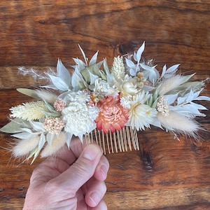 Dried Flower Hair Comb,  Dried Floral Hair Comb for Brides, Dried Floral Hair Comb for Proms,  Dried Floral Hair Comb