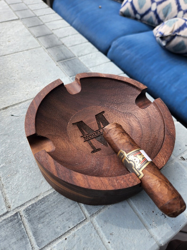 Walnut Cigar Ash Tray, 5 styles, monogram cigar ash tray, gift for men, groomsman gift, personalized wedding gift Rounded Bowl