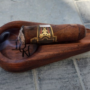 Walnut Cigar Ash Tray, 5 styles, monogram cigar ash tray, gift for men, groomsman gift, personalized wedding gift Pocket Tray