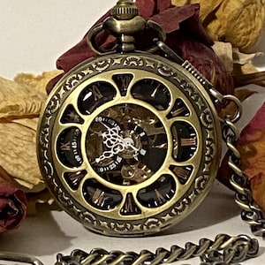 Vintage Style Pocket Watch, Personalized Pocket Watch, Engraved / Customized Pocket Watch, Birthday Gift, Anniversary gift, Wedding Gift