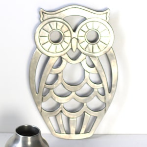 1960s Leonard Silver-Plate Owl Trivet Footed Stand - Vintage Silver Metal Kitchen Decor