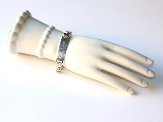 1940s Signed Mexico Sterling Silver 8mm Curved Flat Cable 1940s Signed Mexico Sterling Silver 8mm Curved Flat Cable