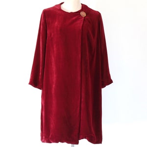 1930s Raspberry Silk Velvet Draped Coat Scheibler Made in West Germany Small image 4