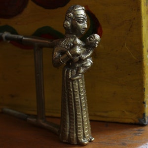 Bastar Dhokra Cast Brass Bronze Mother and Child Drawer Handle Handcrafted Eastern Tribal Figural Cabinet Pull image 7