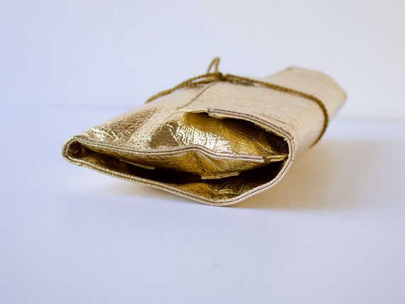 1950s Gold Lamé Rolled Accessories Travel Bag - V… - image 8