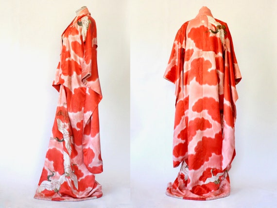 Fine Japanese Silk Uchikake Furisode Vintage Wedd… - image 1