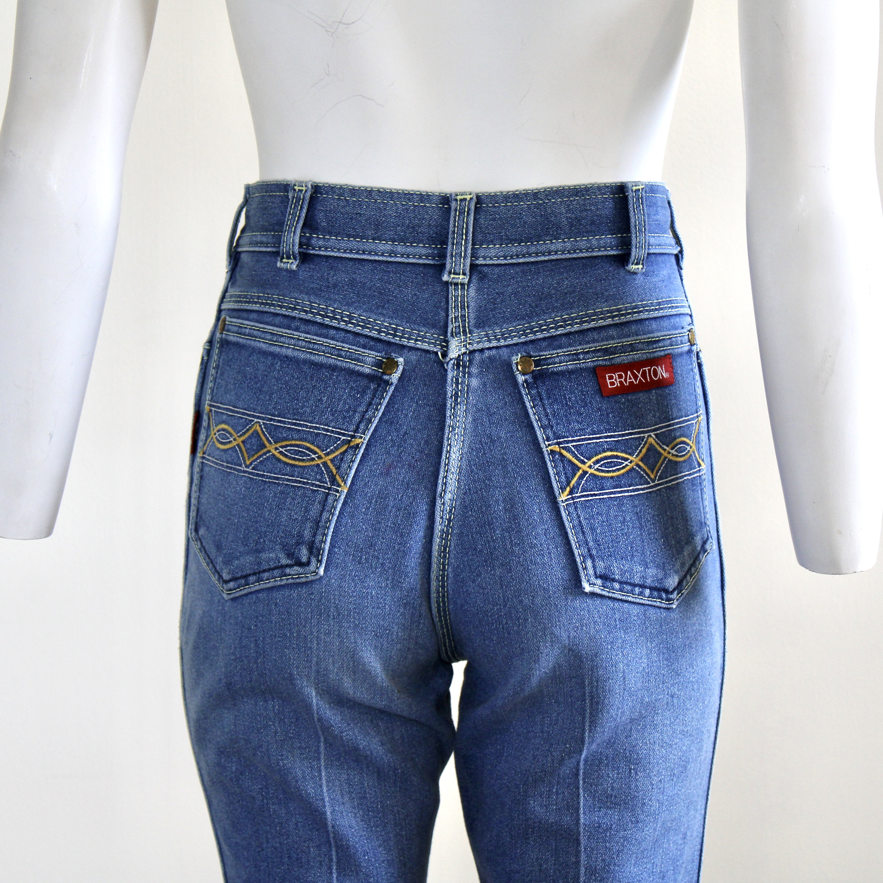 1980s Perfectly Faded Vintage High-rise Slim Straight Leg