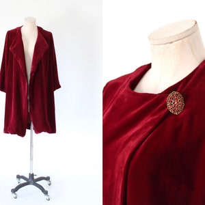 1930s Raspberry Silk Velvet Draped Coat Scheibler Made in West Germany Small image 2