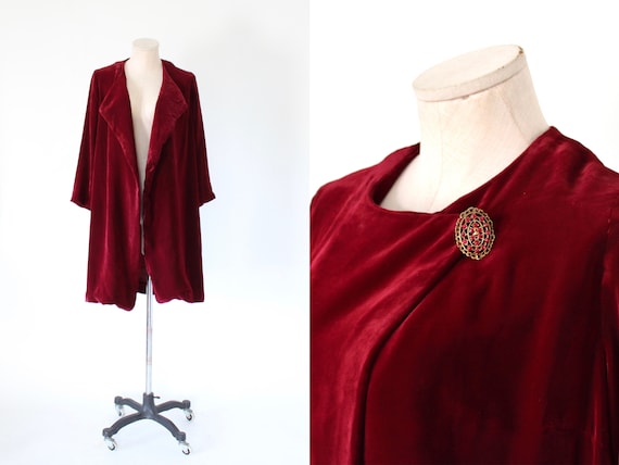 1930s Raspberry Silk Velvet Draped Coat - Scheibl… - image 2