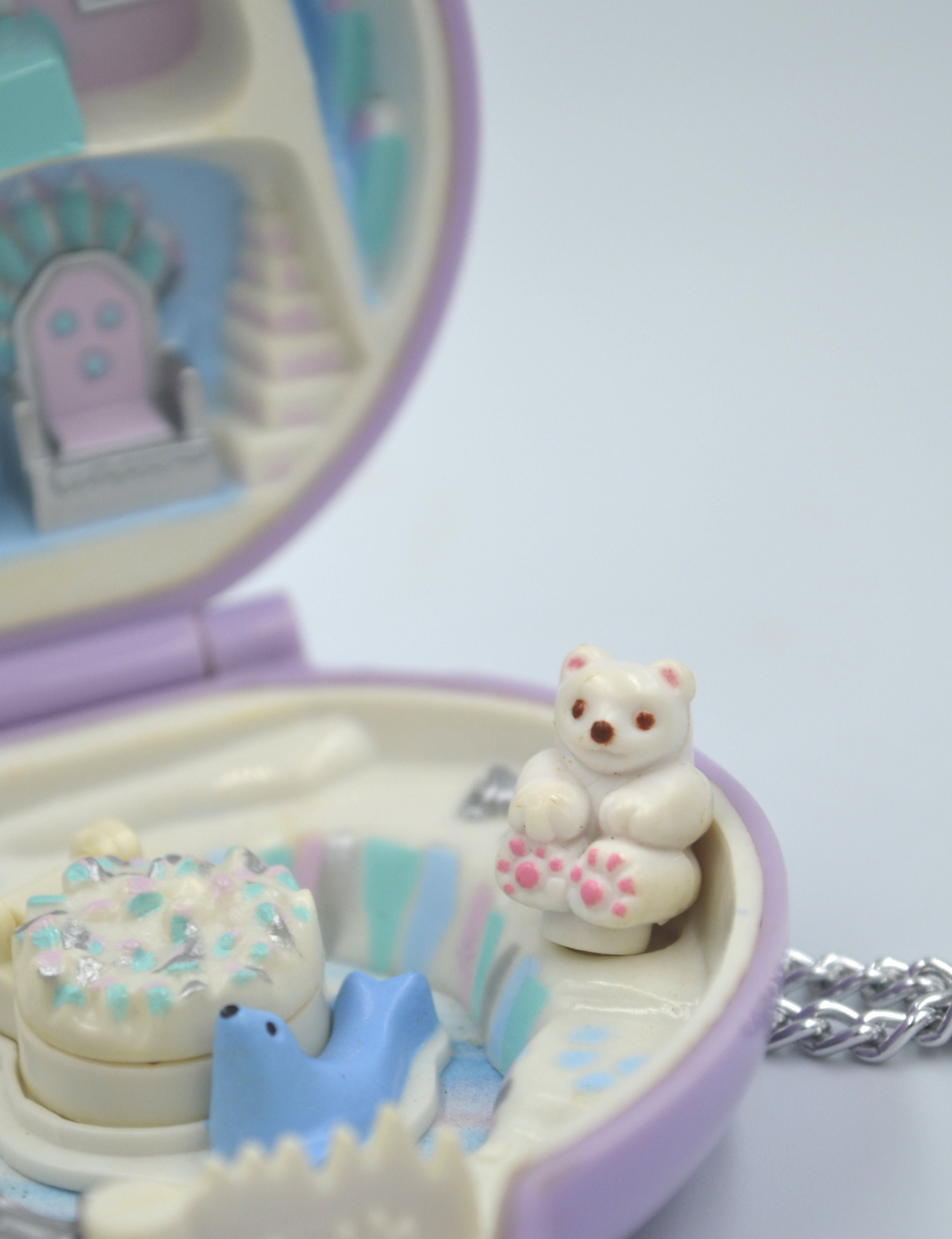 Polly Pocket/ポーリーポケット・Princess Polly's Ice Kingdom