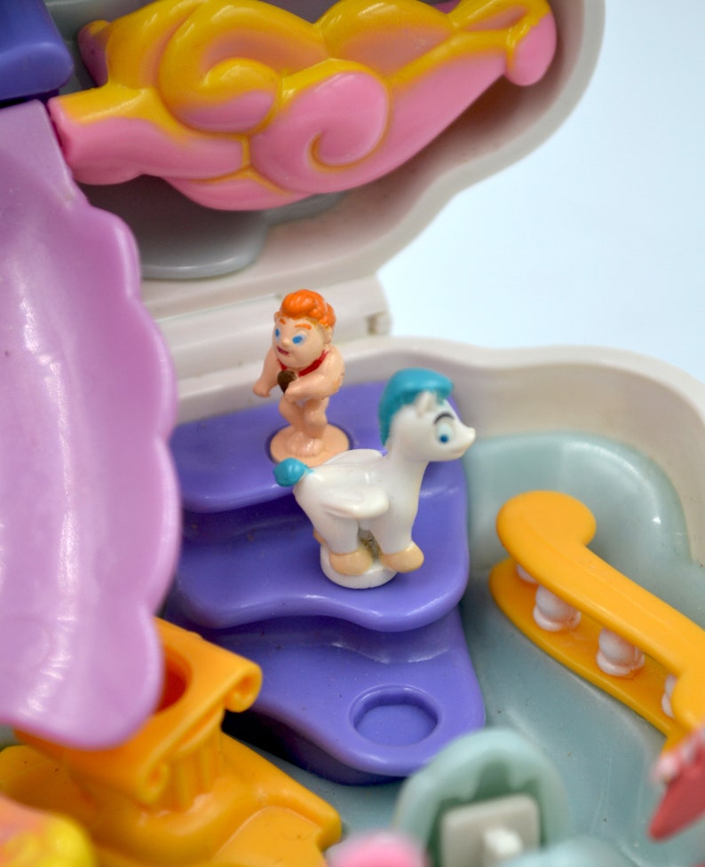 Extremely Rare Vintage Polly Pocket 1996 hercules Playcase mini