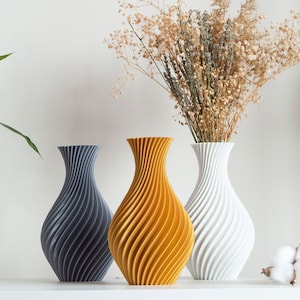 Arvensis Swirl Vase, Unique Home Decor, Shelf Decor Objects
