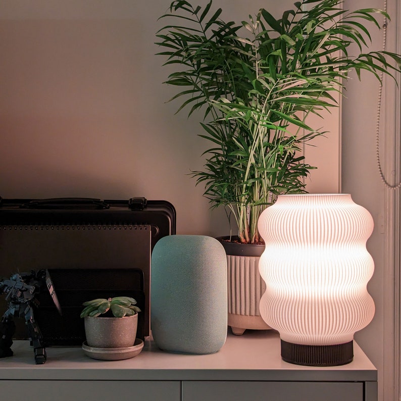 Lampe de table moderne, lampe de chevet pour décoration intérieure esthétique, lampe de bureau étudiant Ostraco image 6