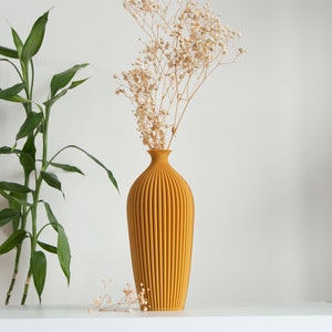 Wood Bud Vase for Minimalist Home Decoration Nardus Wood Gold