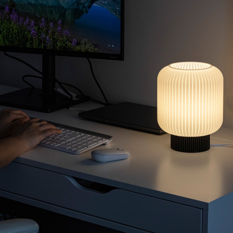 Lampe de table moderne comme lampe de bureau pour une décoration de bureau à domicile moderne, lampe champignon minimaliste Helios Short image 6