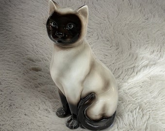 Siamese Ceramic Cat Figurine, Handmade Ceramic Animal Figure, Cat Lover Gift, Home Decor, Cat Trinket Kitten Ornament, Vintage Kitty Pottery