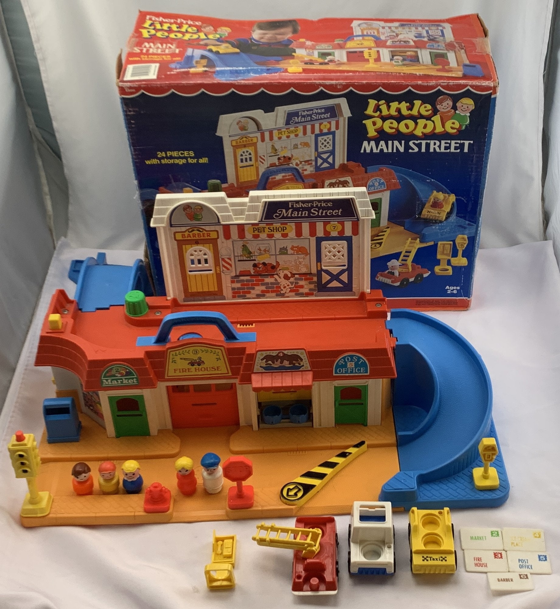フィッシャープライス　メインストリート　1986年 COMPLETE Fisher Price Main Street, 1986, Vintage Fisher