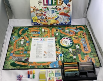 1999 Game of Life Board Game by Milton Bradley Complete Great Condition FREE SHIPPING