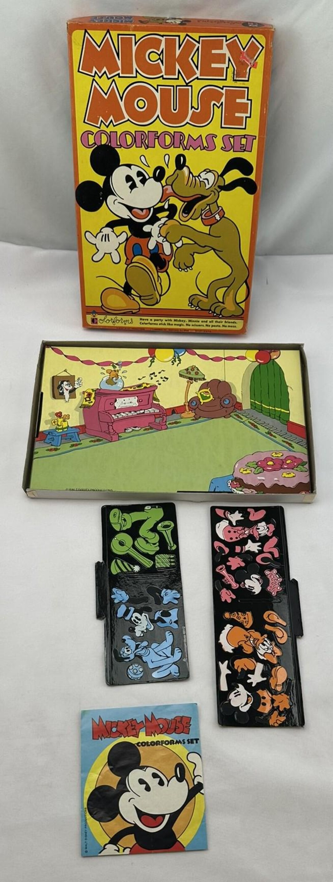 Disney Mickey Mouse Colorforms Playset Complete in Great Condition FREE ...