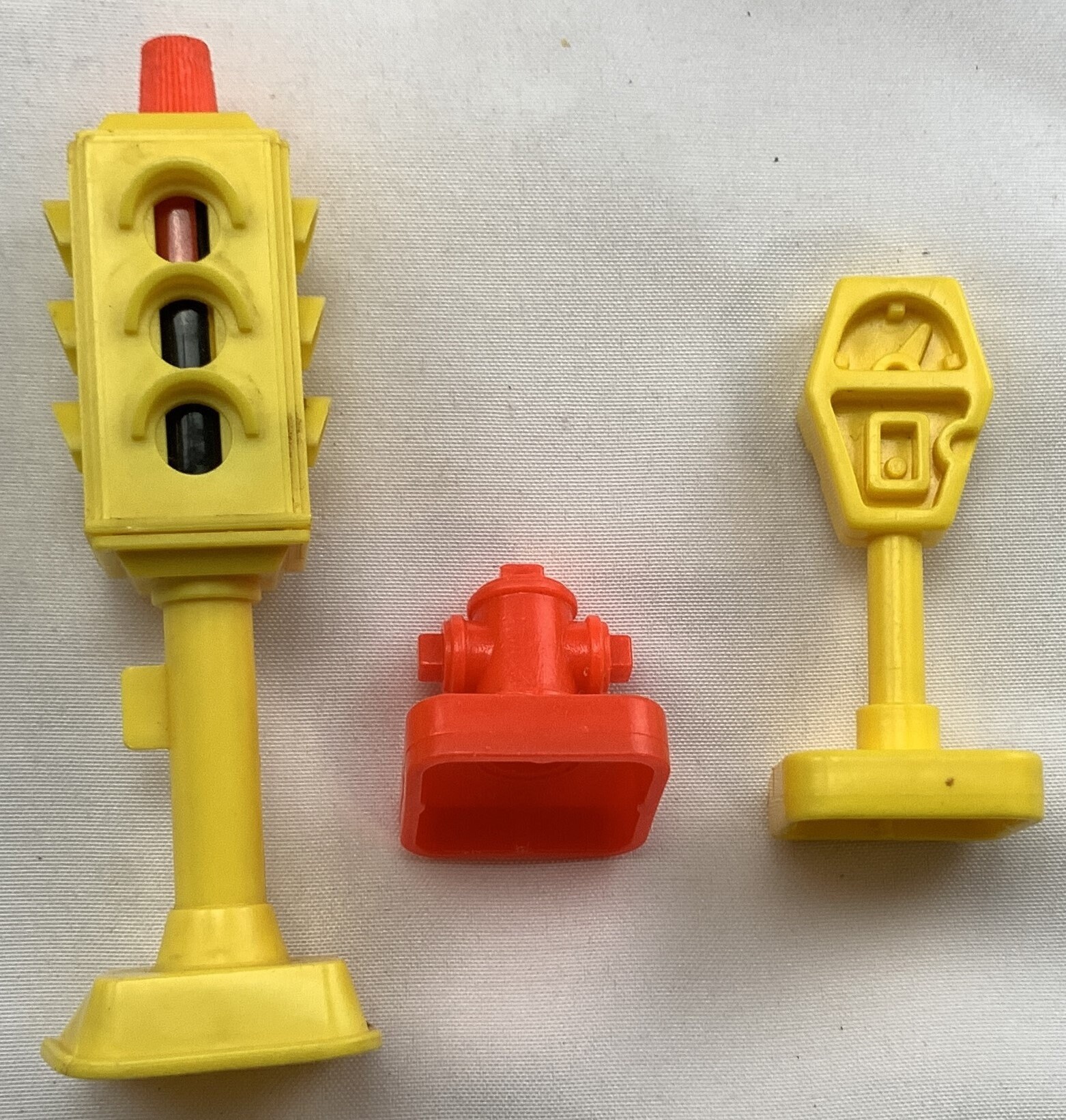 フィッシャープライス　メインストリート　1986年 Vintage Fisher Price Little People Main Street 1986 - Etsy