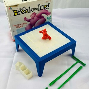 1986 Don't Break the Ice Game by Milton Bradley Complete in Great Condition FREE SHIPPING