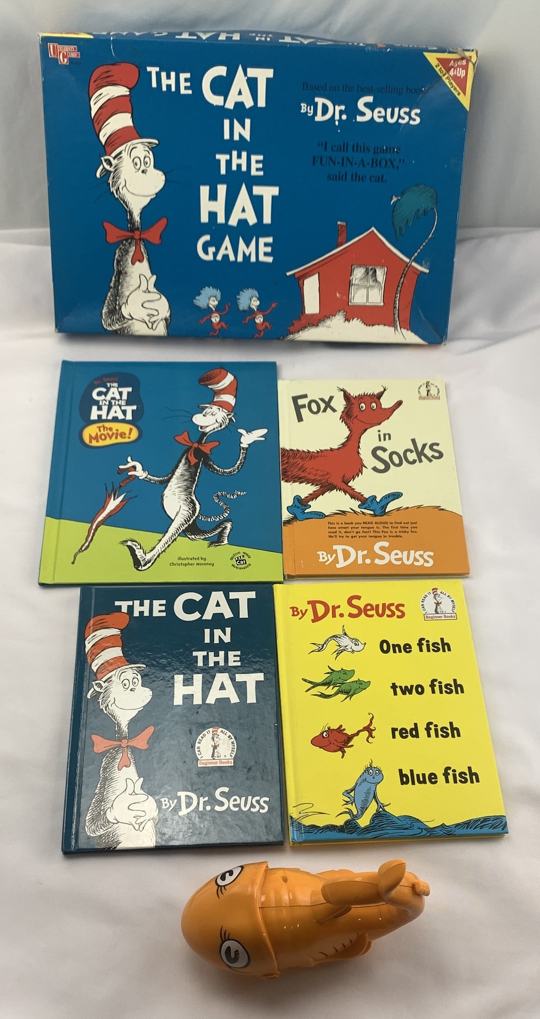 Dr Seuss Cat in the Hat Game Complete 4 Books, Flashlight All in Great ...