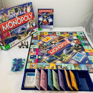 2009 Disney Monopoly Game by Parker Brothers Complete Great Condition FREE SHIPPING