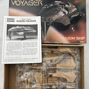 1996 Monogram Model Kit Star Trek Klingon Kazon Ship New Old Stock FREE SHIPPING