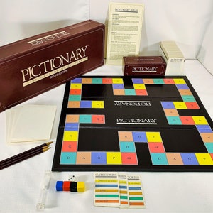 1987 Pictionary 2nd Edition Charades Game Complete in Very Good Condition FREE SHIPPING