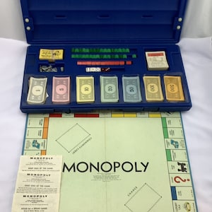 1961 Monopoly Game Hard Travel Case by Parker Brothers Complete Very Good Condition FREE SHIPPING