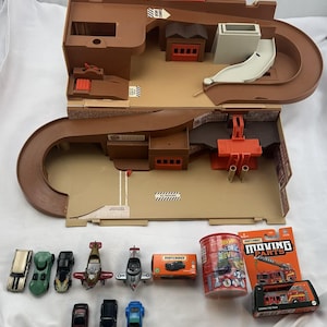 Vintage Hotwheel City - Etsy
