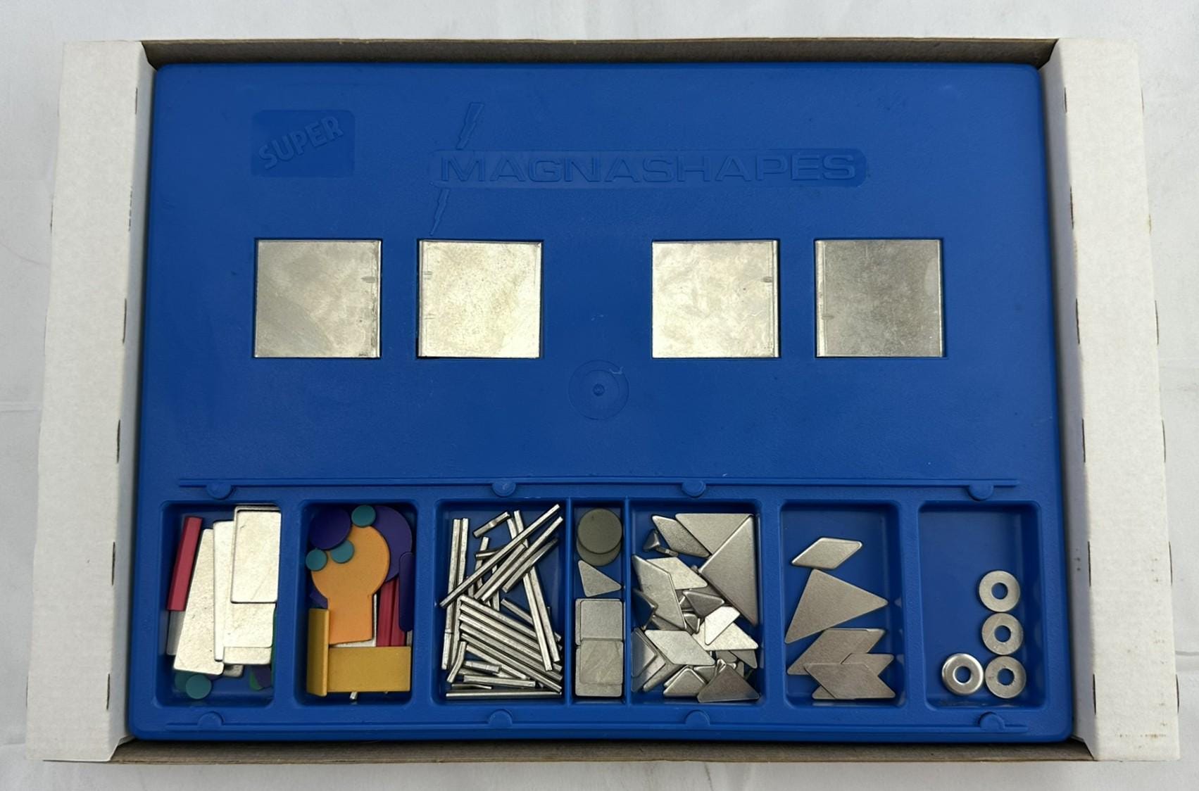 Super Magna Shapes Magnetic Building Toy in Great Condition FREE