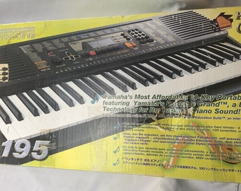 Yamaha PSR-195 Portable Keyboard in Box with Accessories Working Great FREE SHIPPING