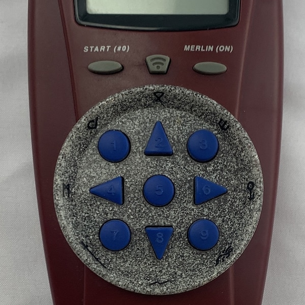 1995 Merlin Handheld Electronic Game 10th Quest Clean/Working Great Condition FREE SHIPPING