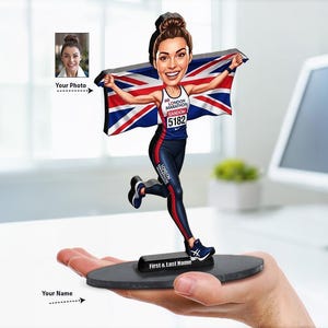 International Marathon Runner Gift | Custom Country Flag Running Figurine from Your Photo | Personalized Caricature, Magnet, Keychain