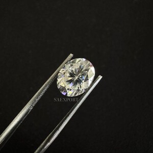 3 Carat White Color 10*8 MM Oval Cut Handmade Loose Moissanite/Attractive Moissanite/Unique Moissanite For Making Jewelry Collection.