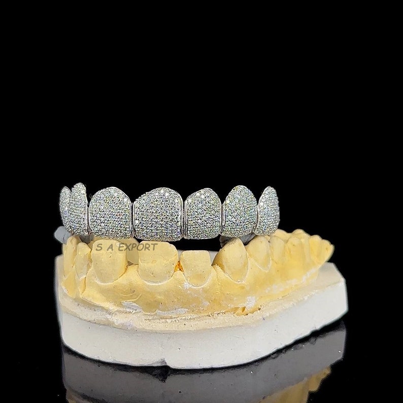 Fully Iced Out Moissanite Grillz,8 Bottom VVS Moissanite Diamond Grillz ...
