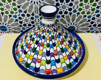 Marokkaanse tajine-handgemaakte Marokkaanse tajine-tajine-traditioneel aardewerk serveerschaal-handgemaakte Marokkaanse tajine-marokkaans aardewerk tajine